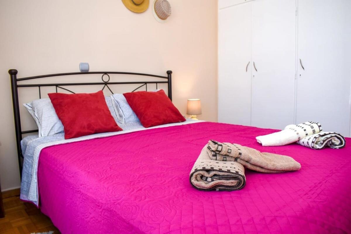 Villa Cozy Flat On The Main Square, 10Min To The Sea Kalamata Exterior foto